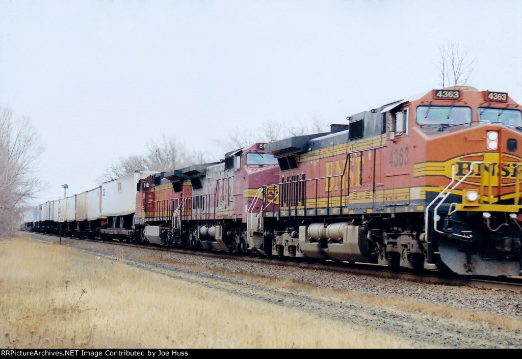 BNSF 4363 West